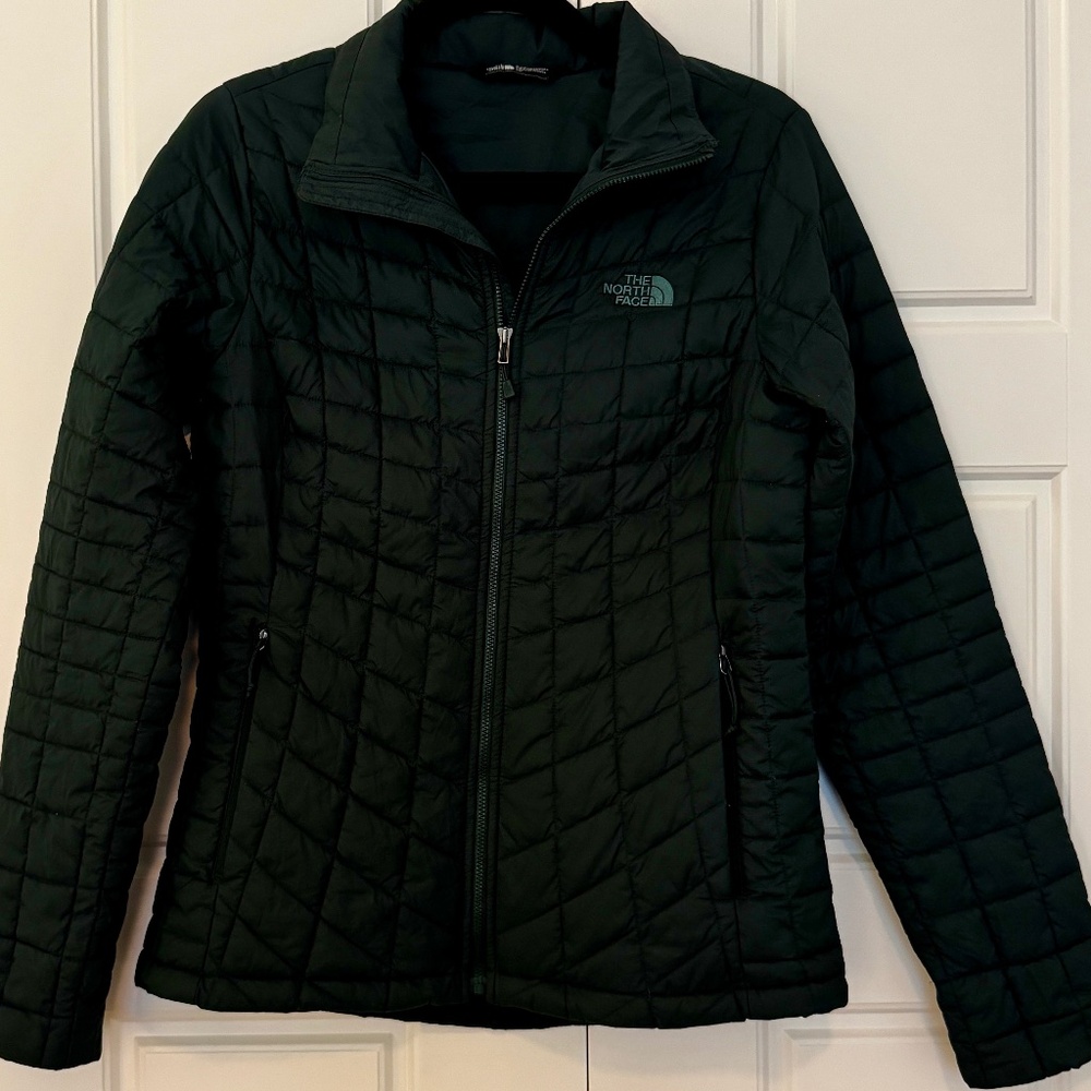 The North Face Hunter Green Women's Small Puffer Quilted Nylon Thermoball Jacket